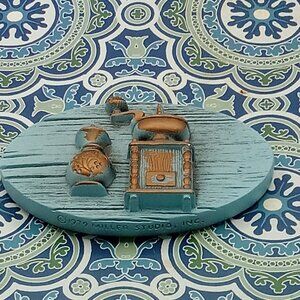 MILLER STUDIO '79 BLUE Oval Chalkware One Kitchen Plaque Coffee Grinder 5.25"